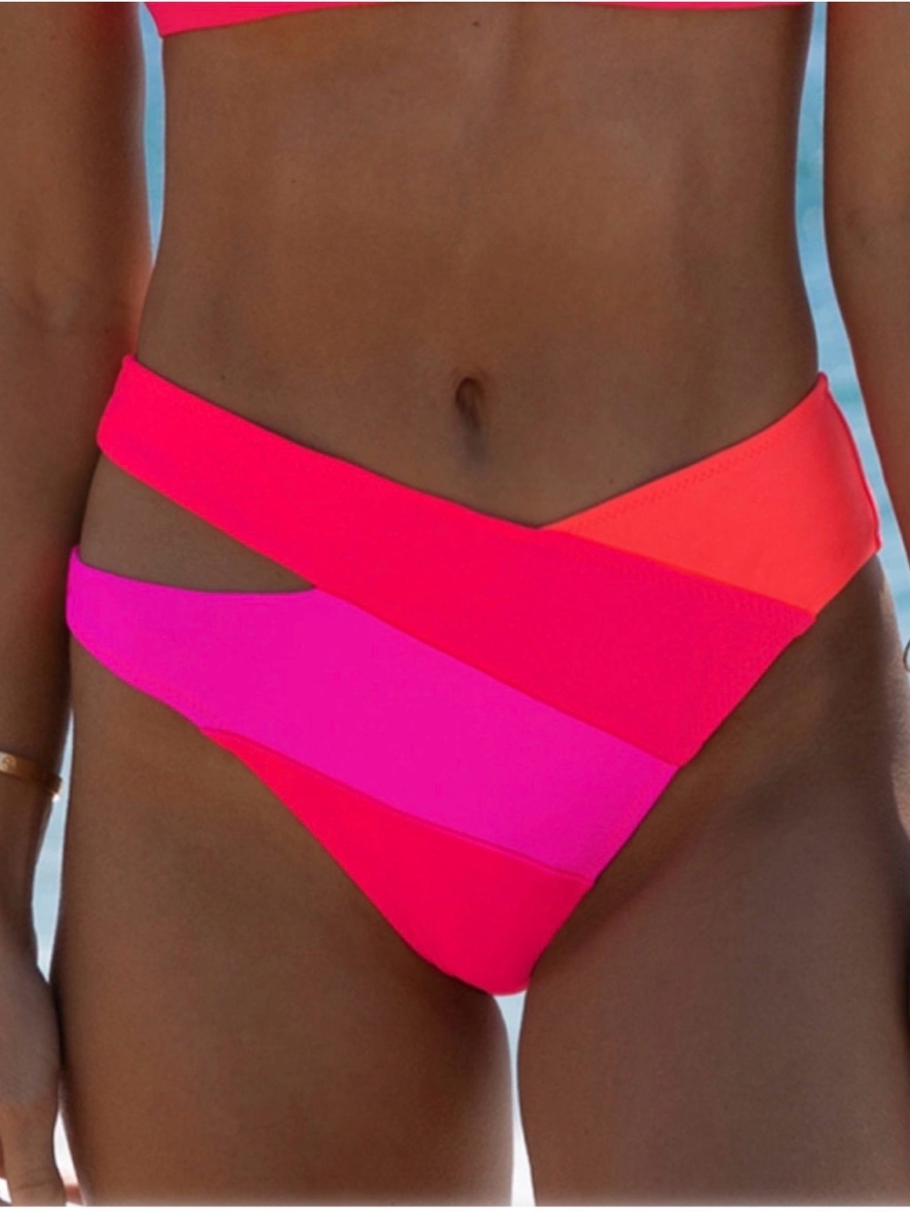 Popvil Women’s Colorblock Cutout Bikini Bottom in Neon Pink & Coral sz XL
